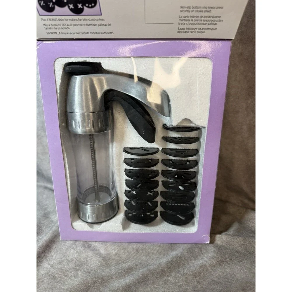 Wilton Cookie Pro Ultra II Cookie Press w/ 12 + 4 Bonus Discs, See-Through  NEW